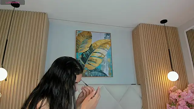 Mila Hank  online show from May 23, 2026, 12:26 pm