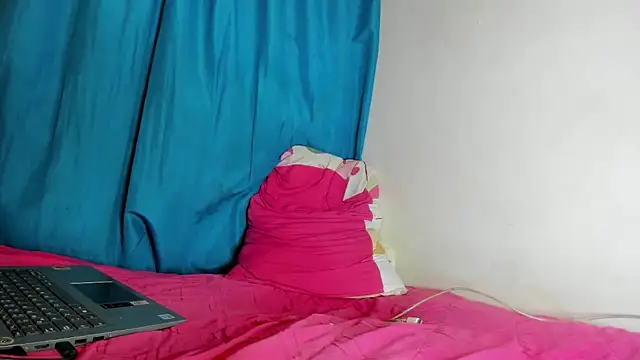 Snapshot of Master_liam00 chatting on September 12, 2025, 6:46 am Master liam00 online show from September 12, 2025, 6:46 am