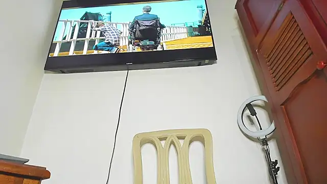 Snapshot of Master_liam00 chatting on November 26, 2025, 5:07 am Master liam00 online show from November 26, 2025, 5:07 am