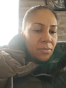 Snapshot of KittyHoleshot87 chatting on February 19, 2026, 2:47 pm KittyHoleshot87 online show from February 19, 2026, 2:47 pm