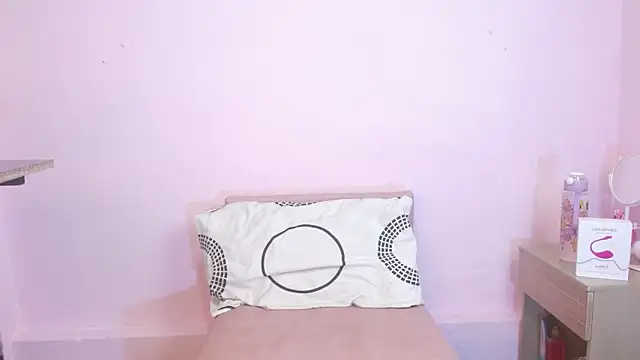 kiity horny  online show from October 2, 2025, 1:03 pm