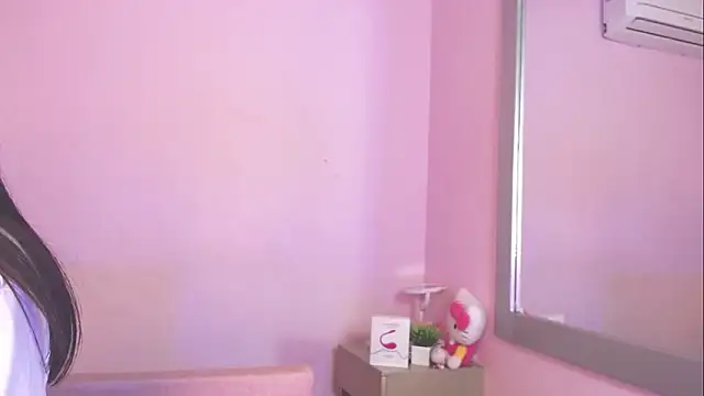 kiity horny  online show from December 22, 2025, 11:43 am