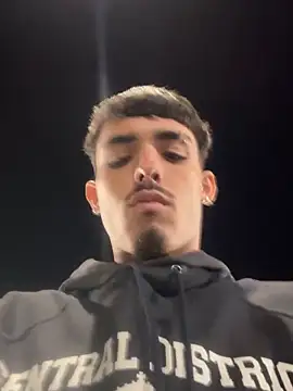 Snapshot of NikoStone_ chatting on April 4, 2026, 6:53 am NikoStone online show from April 4, 2026, 6:53 am