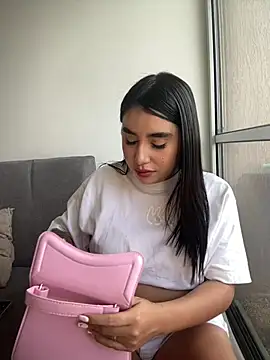 Sophie Dreamss online show from June 13, 2026, 10:08 pm