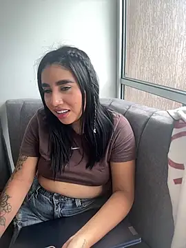 Sophie Dreamss online show from May 14, 2026, 7:55 pm