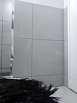 trickyOne online show from November 27, 2025, 7:25 pm