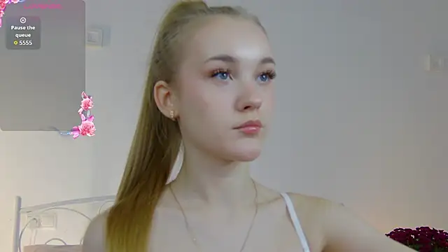 KumiKruz online show from October 27, 2025, 2:29 pm