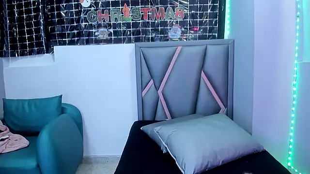 Sofia villareal online show from December 19, 2025, 12:51 pm