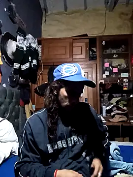 Snapshot of hairy_mannn chatting on November 26, 2025, 6:24 am hairy mannn online show from November 26, 2025, 6:24 am