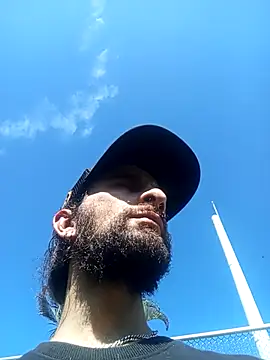 Snapshot of hairy_mannn chatting on January 14, 2026, 2:42 pm hairy mannn online show from January 14, 2026, 2:42 pm