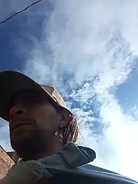 Snapshot of hairy_mannn chatting on December 1, 2025, 1:01 pm hairy mannn online show from December 1, 2025, 1:01 pm