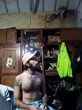 Snapshot of hairy_mannn chatting on October 14, 2025, 8:20 pm hairy mannn online show from October 14, 2025, 8:20 pm