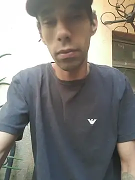 Dedede32 online show from November 10, 2025, 7:30 pm