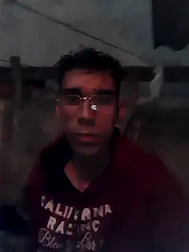 Dedede32 online show from September 12, 2025, 9:14 pm