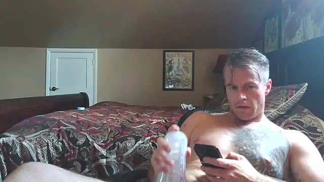 Snapshot of DILFiGuess11 chatting on May 28, 2026, 2:45 pm DILFiGuess11 online show from May 28, 2026, 2:45 pm