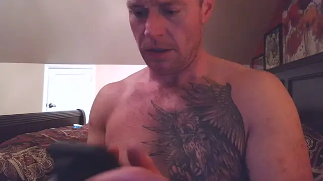 Snapshot of DILFiGuess11 chatting on May 28, 2026, 2:41 am DILFiGuess11 online show from May 28, 2026, 2:41 am