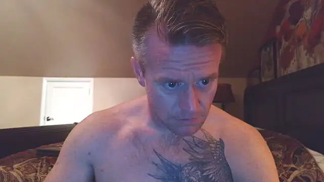 Snapshot of DILFiGuess11 chatting on April 16, 2026, 2:56 am DILFiGuess11 online show from April 16, 2026, 2:56 am