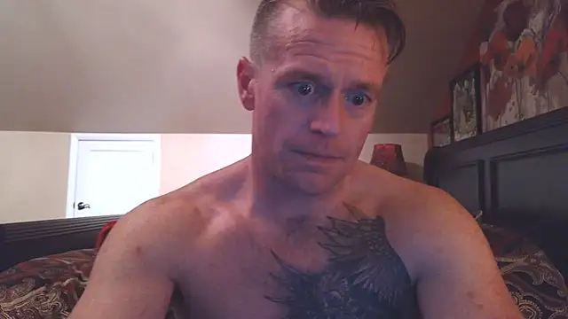 Snapshot of DILFiGuess11 chatting on June 5, 2026, 4:28 am DILFiGuess11 online show from June 5, 2026, 4:28 am