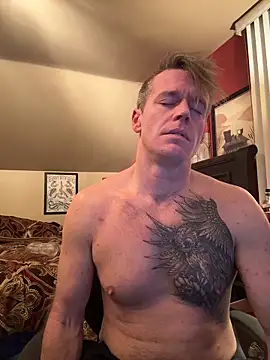 Snapshot of DILFiGuess11 chatting on March 5, 2026, 8:44 am DILFiGuess11 online show from March 5, 2026, 8:44 am