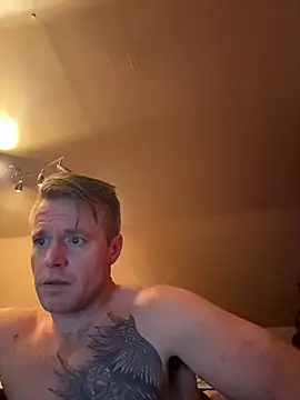 Snapshot of DILFiGuess11 chatting on March 11, 2026, 4:50 am DILFiGuess11 online show from March 11, 2026, 4:50 am