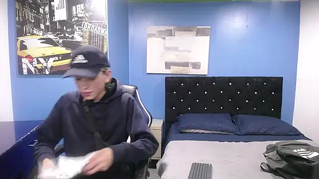 Aaron Fordd online show from October 3, 2025, 7:26 pm