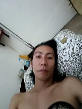 xx9inchesCOCKxx online show from November 5, 2025, 2:36 am