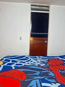 DianeSuns  online show from October 21, 2025, 1:05 am