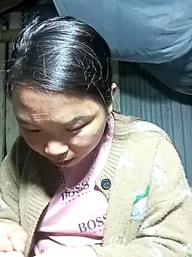 Snapshot of may-squirl chatting on November 3, 2025, 12:53 pm may-squirl online show from November 3, 2025, 12:53 pm