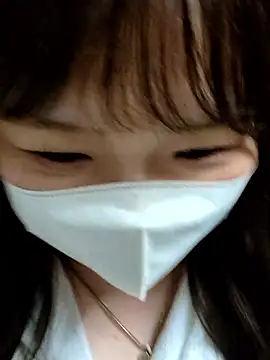 Snapshot of AYA_dayo chatting on December 19, 2025, 1:46 pm AYA dayo online show from December 19, 2025, 1:46 pm