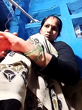 Jooli xx online show from January 17, 2026, 3:48 pm