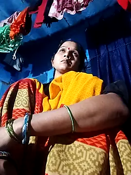 Jooli xx online show from October 17, 2025, 3:03 pm