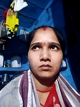 Snapshot of Jooli_xx chatting on April 8, 2026, 4:19 pm Jooli xx online show from April 8, 2026, 4:19 pm