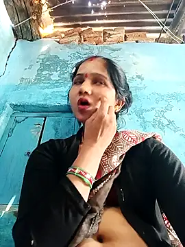 Snapshot of Jooli_xx chatting on April 14, 2026, 6:07 am Jooli xx online show from April 14, 2026, 6:07 am