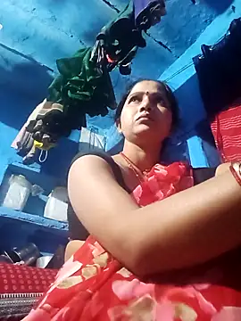 Snapshot of Jooli_xx chatting on March 14, 2026, 3:40 pm Jooli xx online show from March 14, 2026, 3:40 pm