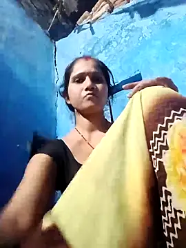 Snapshot of Jooli_xx chatting on March 31, 2026, 1:13 pm Jooli xx online show from March 31, 2026, 1:13 pm