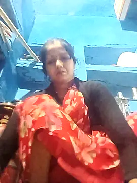 Snapshot of Jooli_xx chatting on April 4, 2026, 1:01 am Jooli xx online show from April 4, 2026, 1:01 am