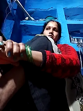 Jooli xx online show from January 17, 2026, 3:21 am