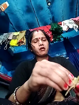 Snapshot of Jooli_xx chatting on March 21, 2026, 8:19 am Jooli xx online show from March 21, 2026, 8:19 am