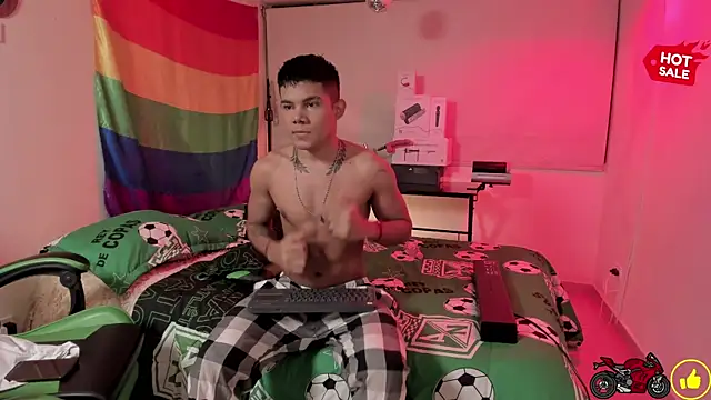 Snapshot of Jack_castell chatting on November 25, 2025, 12:11 am Jack castell online show from November 25, 2025, 12:11 am