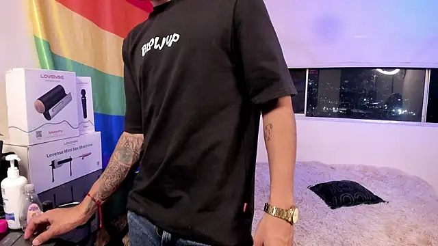 Jack castell online show from December 5, 2025, 2:43 am