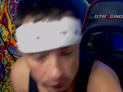 YoBlezz online show from November 30, 2025, 7:03 pm