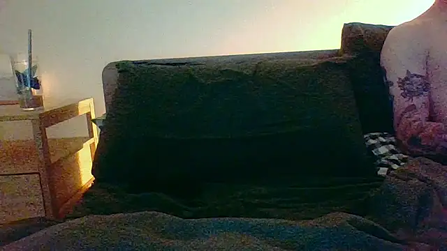 liltiddygoffwaifu online show from January 14, 2026, 10:08 am