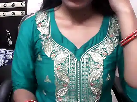 Snapshot of Lalita_thakur chatting on September 29, 2025, 6:02 pm Lalita thakur online show from September 29, 2025, 6:02 pm