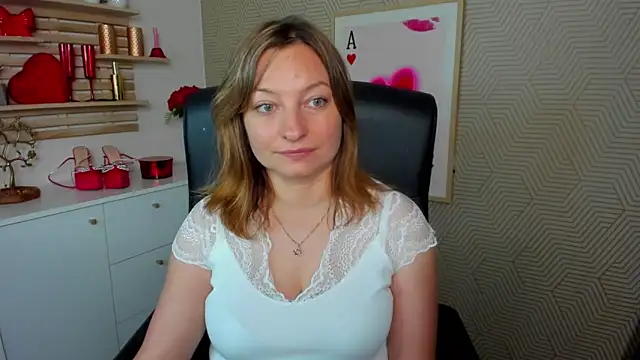 Snapshot of angelaSamt chatting on June 9, 2026, 5:52 am angelaSamt online show from June 9, 2026, 5:52 am