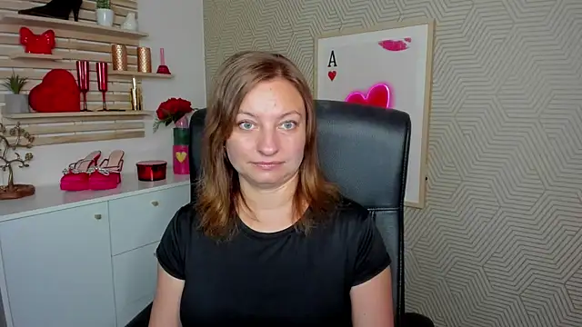 angelaSamt online show from July 22, 2026, 5:31 am