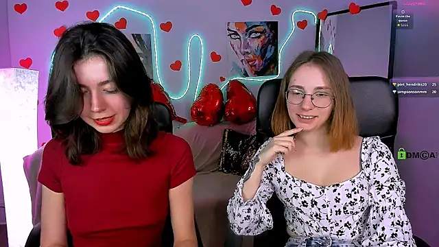 Snapshot of kitniss_dreamy chatting on February 11, 2026, 1:33 pm kitniss dreamy online show from February 11, 2026, 1:33 pm