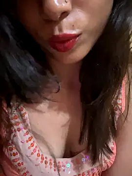 Snapshot of Romantic-jeeva chatting on October 3, 2025, 12:28 pm Romantic-jeeva online show from October 3, 2025, 12:28 pm