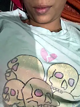 Snapshot of Romantic-jeeva chatting on September 11, 2025, 3:23 pm Romantic-jeeva online show from September 11, 2025, 3:23 pm