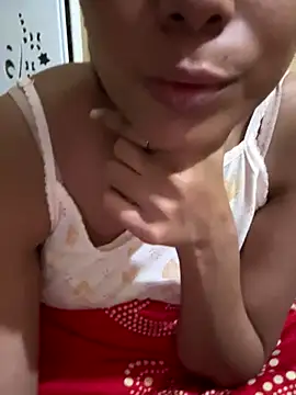 Snapshot of Romantic-jeeva chatting on September 18, 2025, 5:05 pm Romantic-jeeva online show from September 18, 2025, 5:05 pm