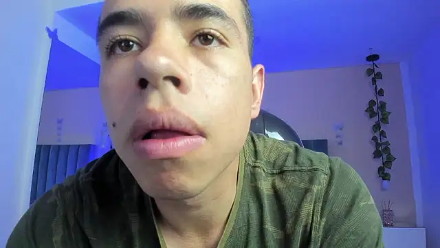 Muscle Scott online show from February 7, 2026, 7:11 pm